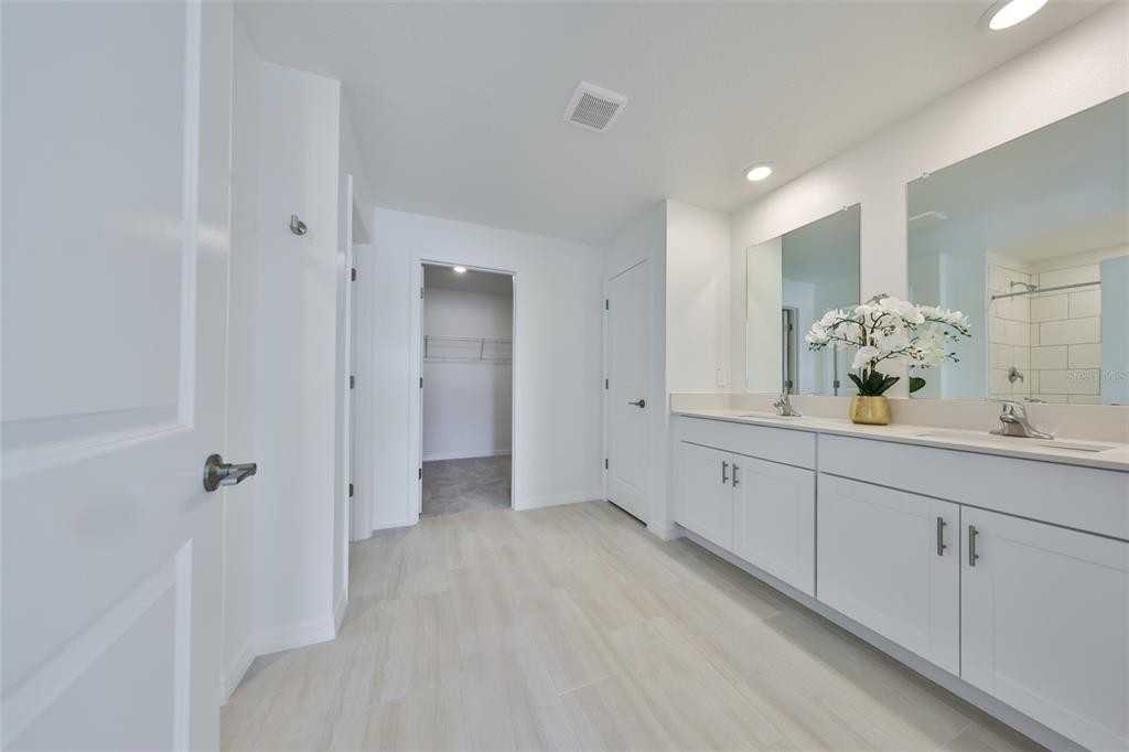 12418 Radiant Crystal Rose Pl #12418P - Photo 6 of 50