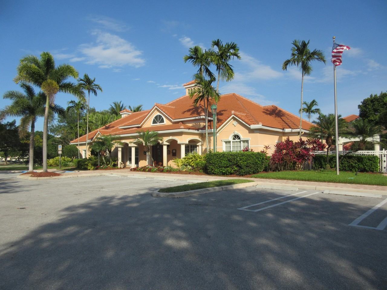 2048 Alta Meadows Ln #2048-2009 - Photo 5 of 30