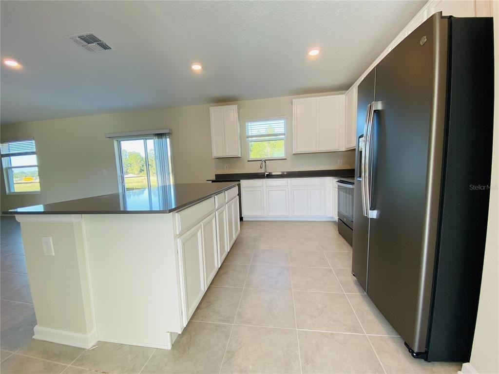 16436 Fernridge St #16436 - Photo 3 of 21