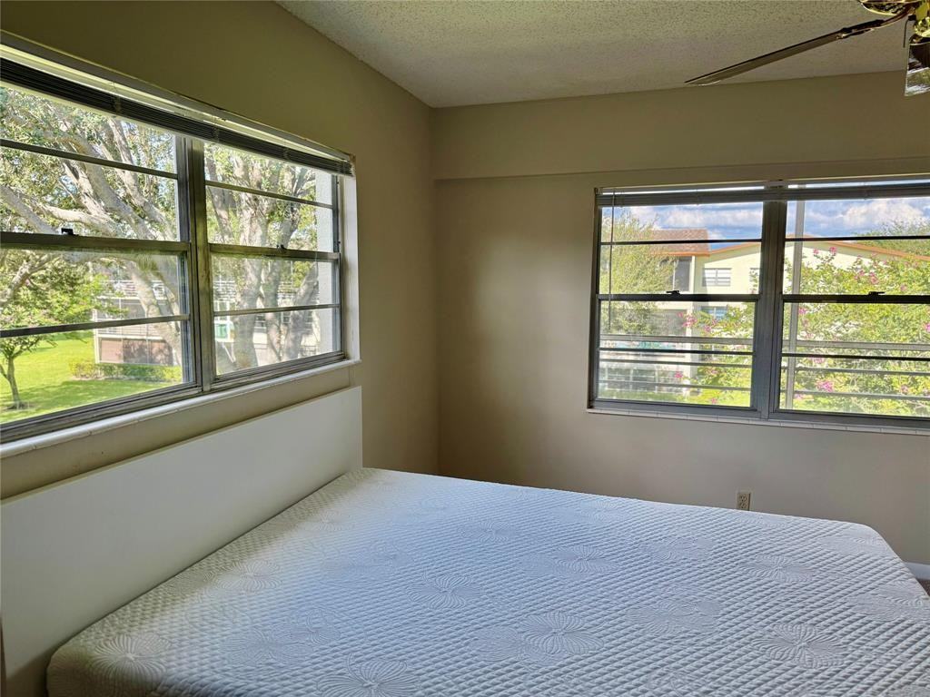 417 Mansfield I #417-417 - Photo 5 of 50