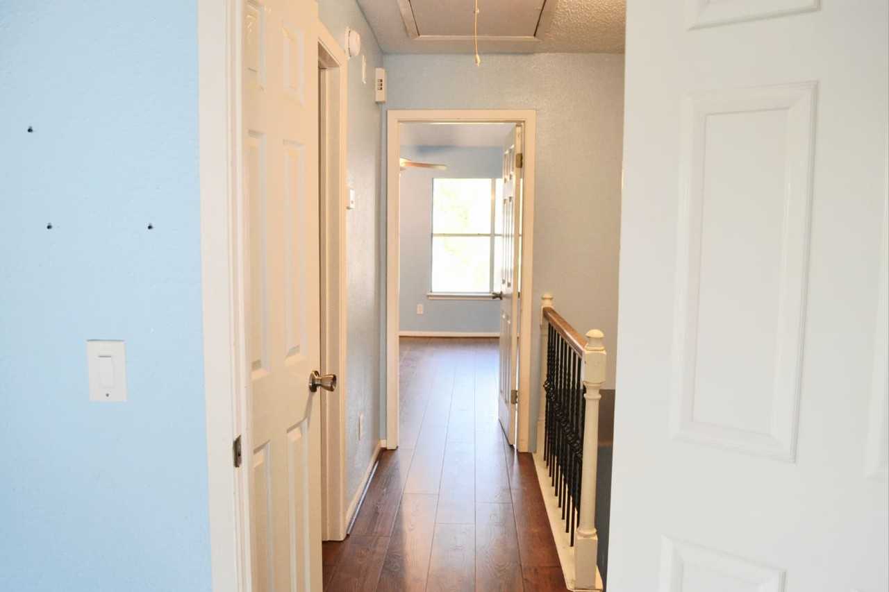 2810 Grants Lake Blvd #2810-1204 - Photo 3 of 15