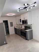 911 79th Ter #911B - Photo 1 of 1