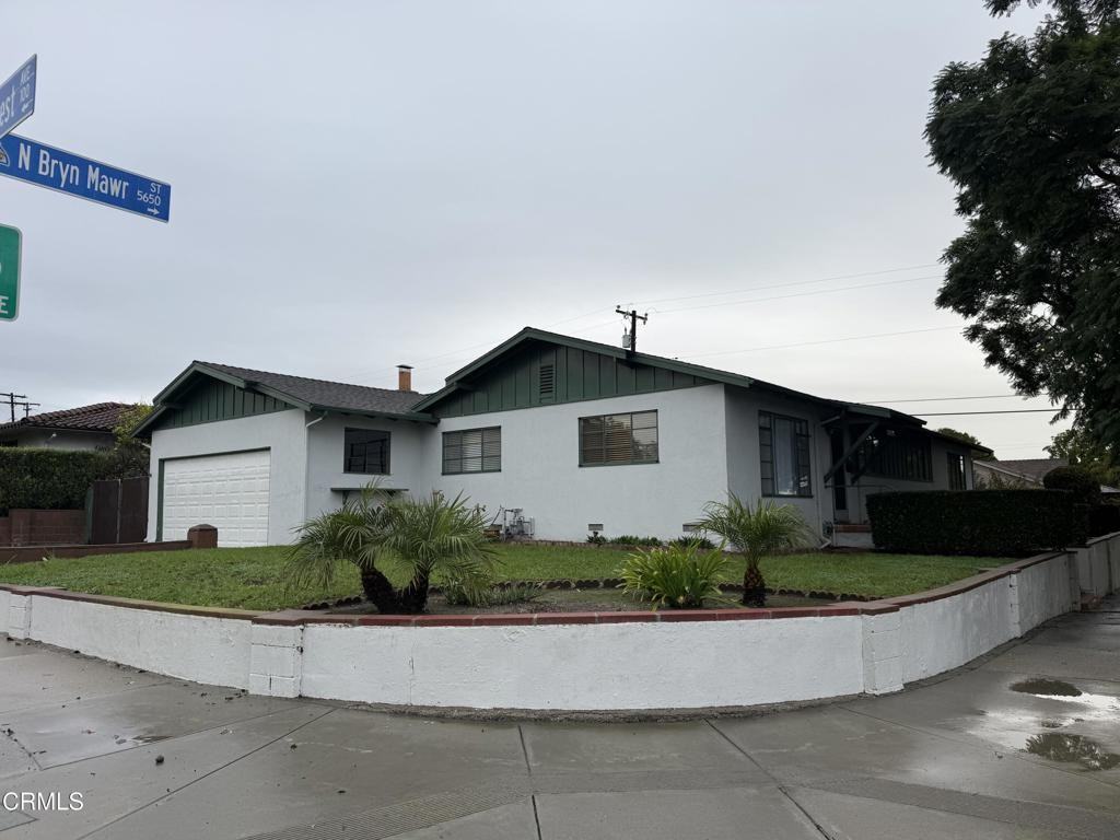 5651 N Bryn Mawr St #5651 - Photo 2 of 17