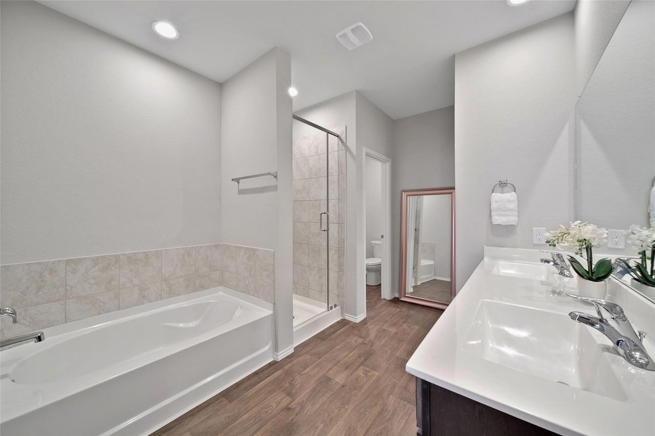 13854 Rock Island Trl #13854 - Photo 7 of 44