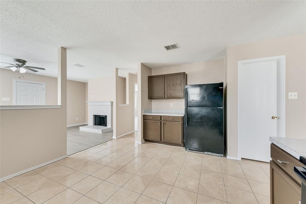 602 Ambarella St #602