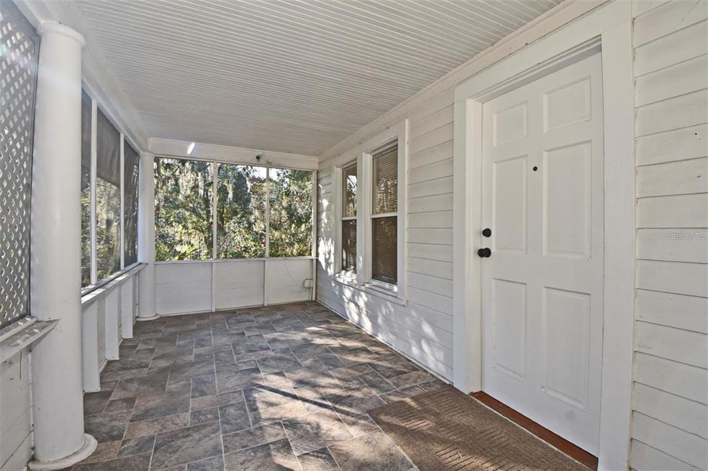 1015 Martin St #1015 - Photo 3 of 20