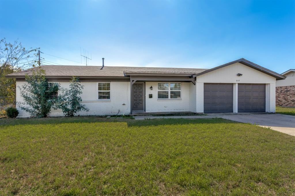 809 Michelle Dr #809 - Photo 3 of 10