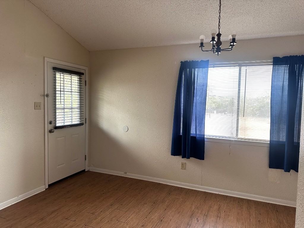 114 Thorne Rd #114B - Photo 5 of 11