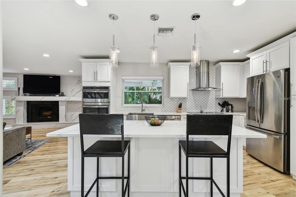 4203 W Cleveland St #4203 - Photo 7 of 29