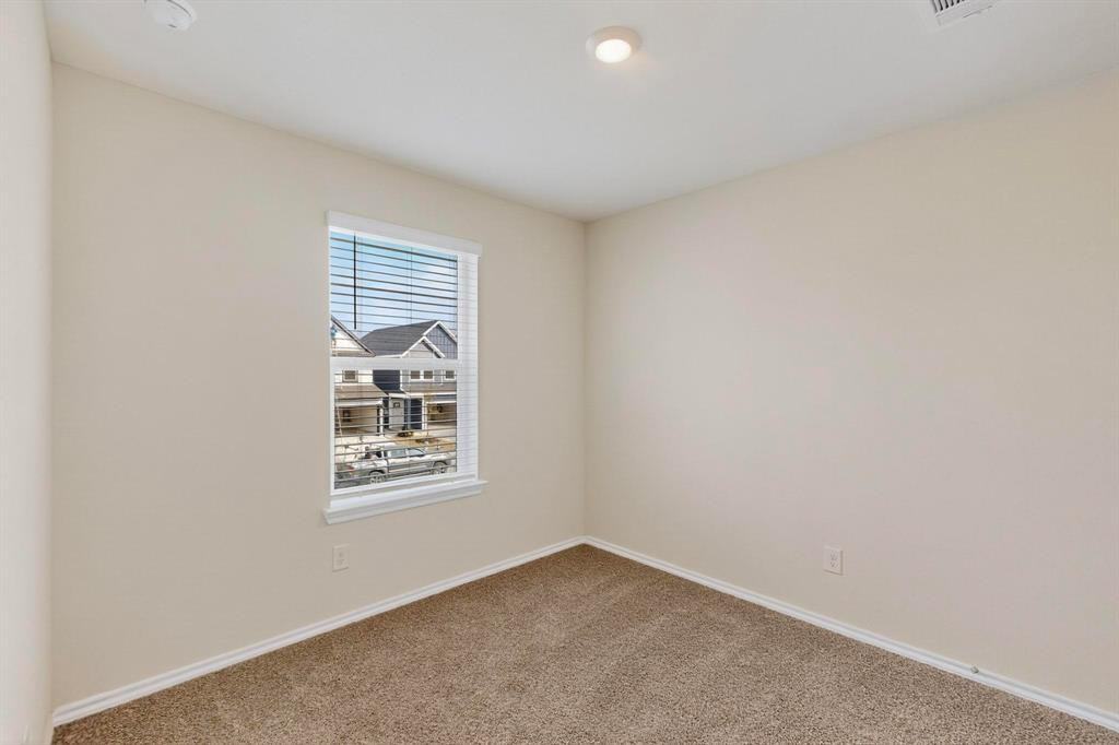 7008 Vining Dr #7008 - Photo 5 of 34