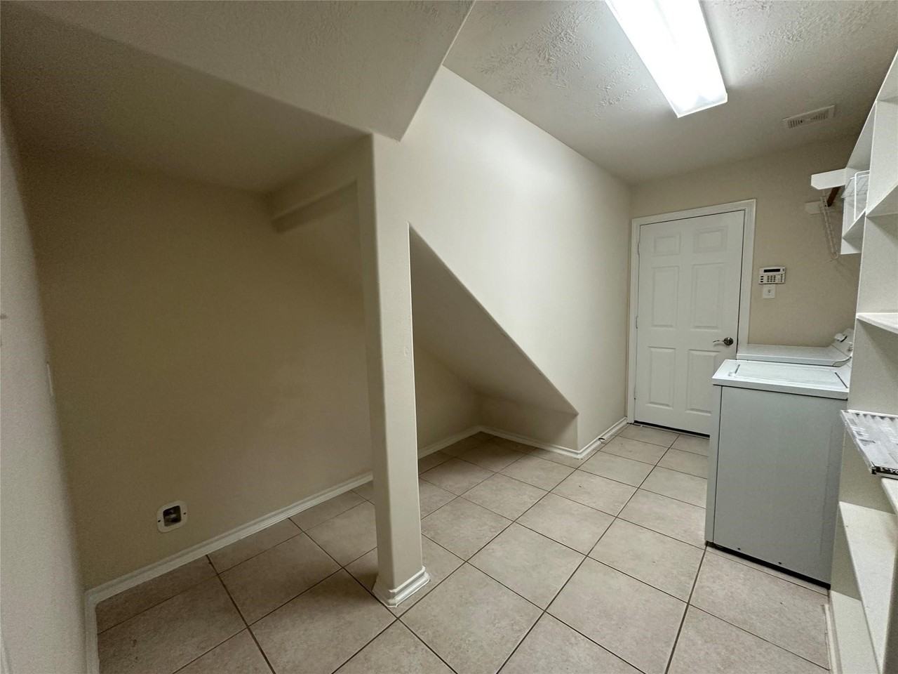 21312 Terreton Springs Dr #21312 - Photo 4 of 10