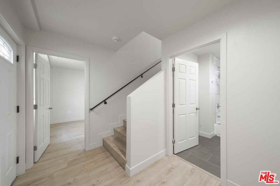 735 E 82nd St #735-735 - Photo 4 of 13