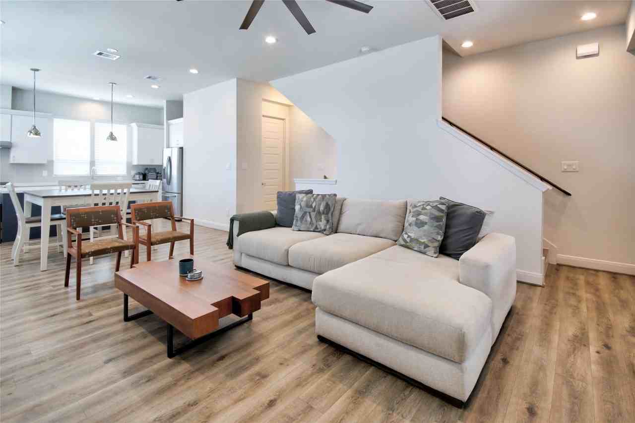 1909 Maury St #1909C - Photo 2 of 33