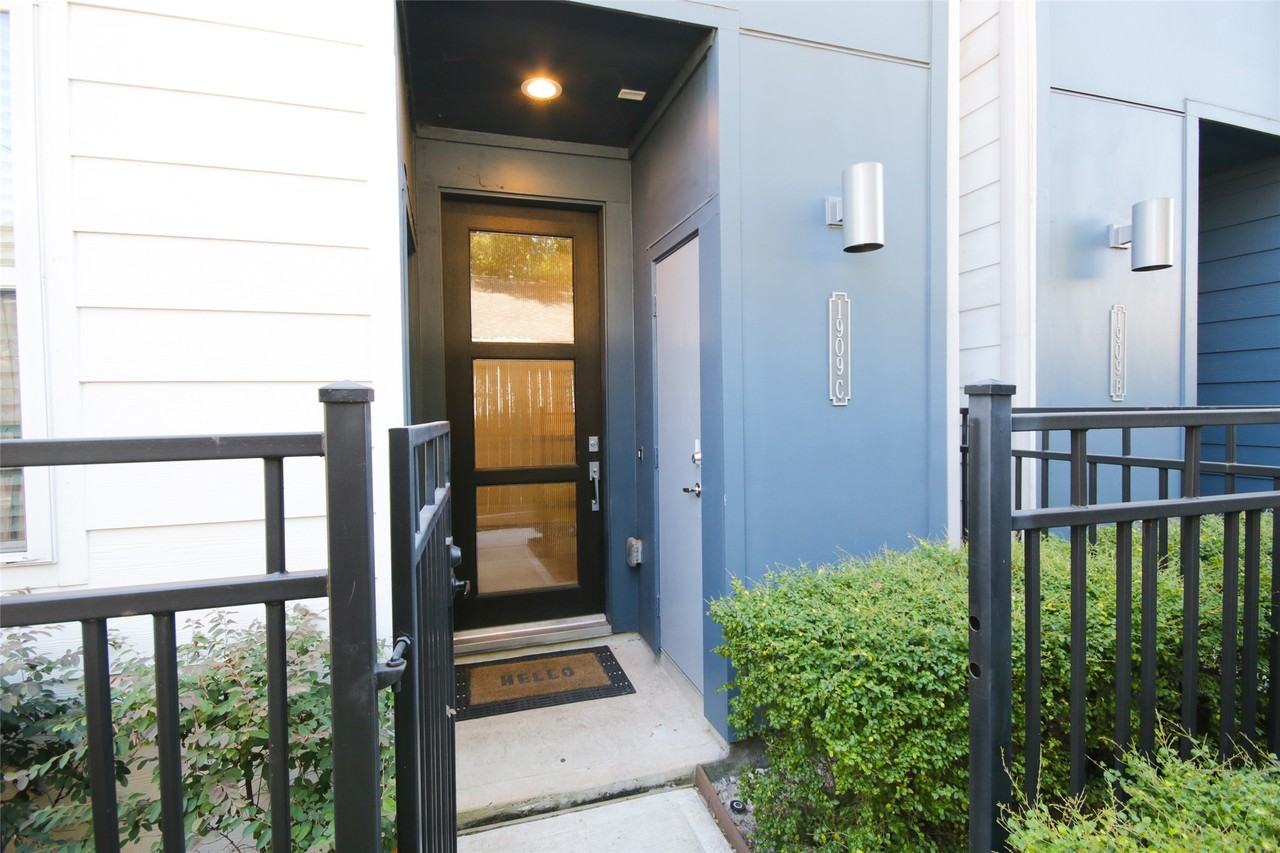 1909 Maury St #1909C - Photo 5 of 33