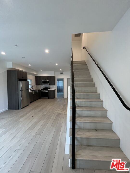 246 N Dillon St #246-246 - Photo 3 of 24