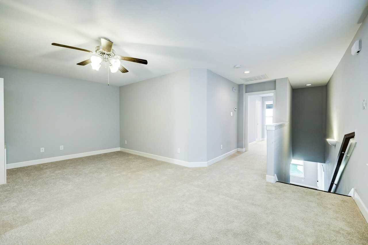 1811 Wichita St #1811A - Photo 3 of 29