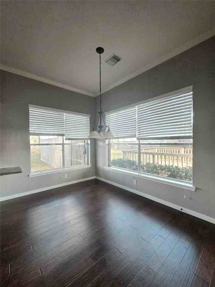 107 High Meadows Dr #107 - Photo 5 of 31