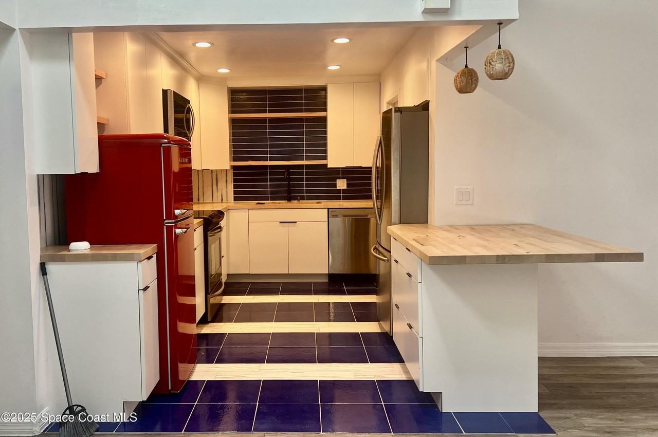 1036 Mary Joye Ave #1036 - Photo 4 of 4