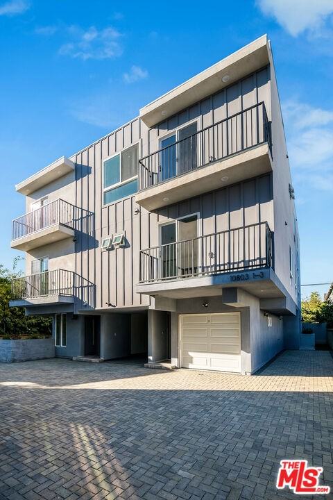 10803 Kling St Unit 2 #10803 - Photo 5 of 25