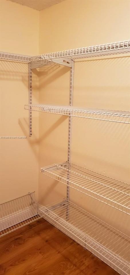 1701 Washington St #1701-202 - Photo 6 of 9