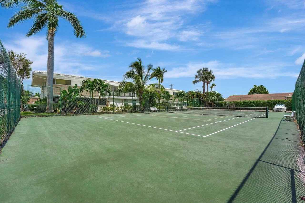 3040 Ne 16th Ave #3040-205 - Photo 5 of 25