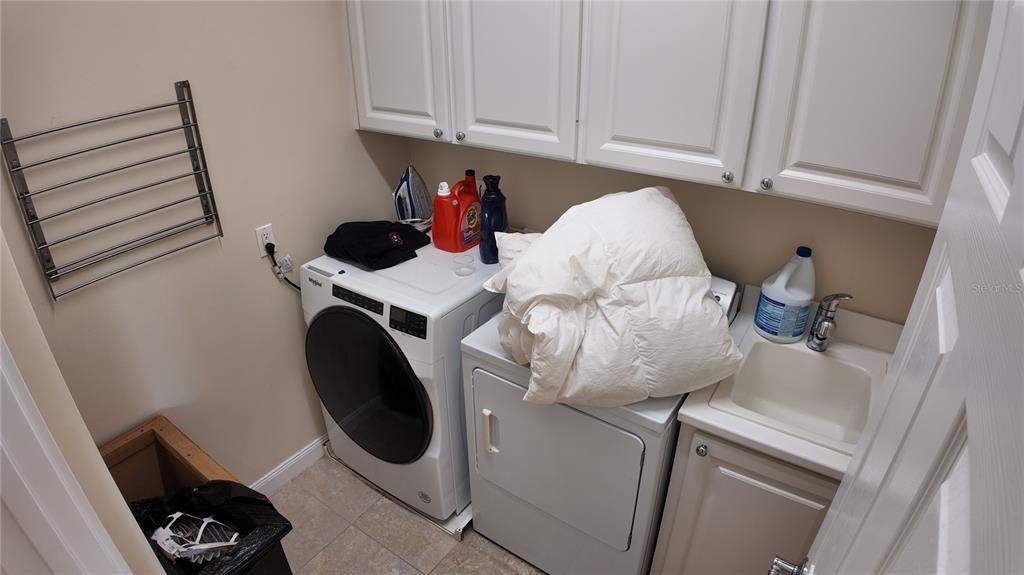 8561 Insular Ln #8561 - Photo 6 of 45