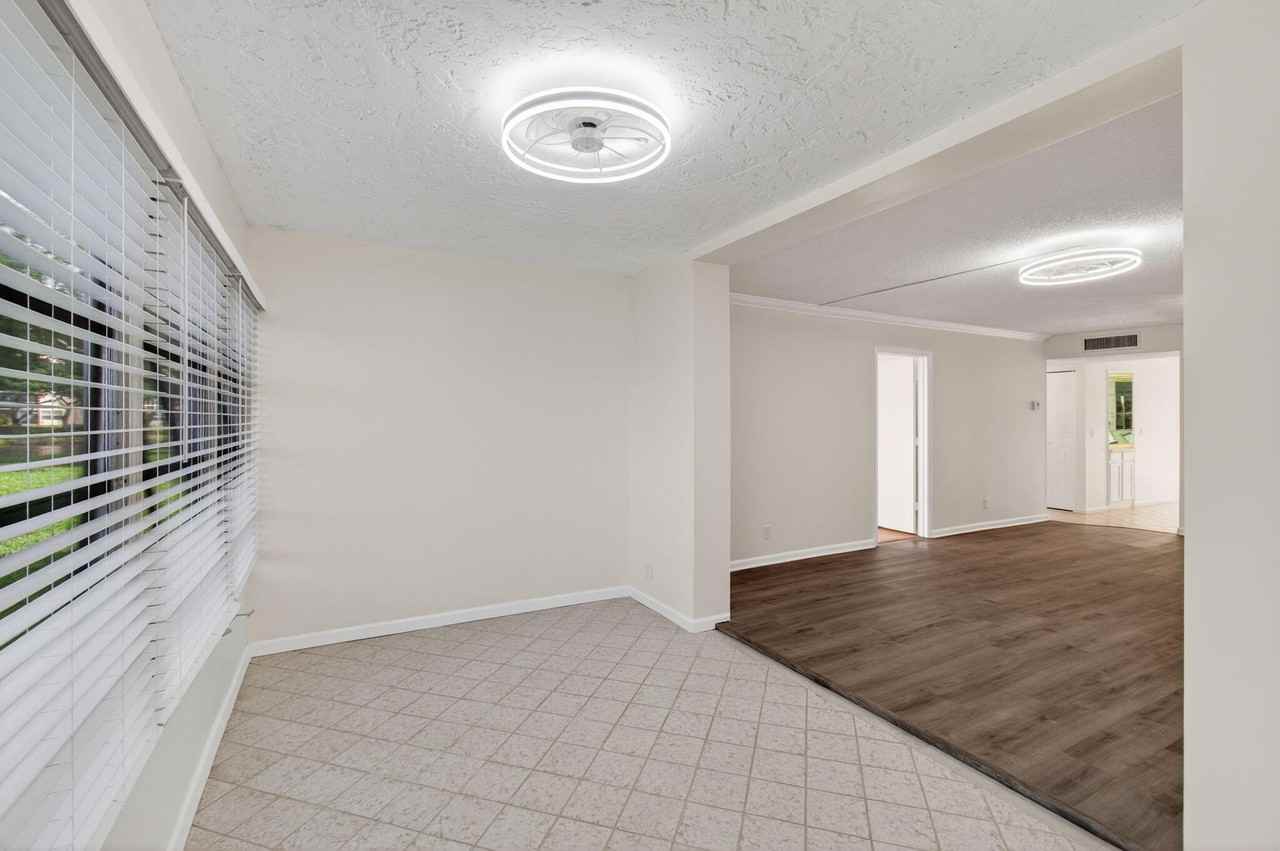 26 Abbey Ln #26-108 - Photo 6 of 50