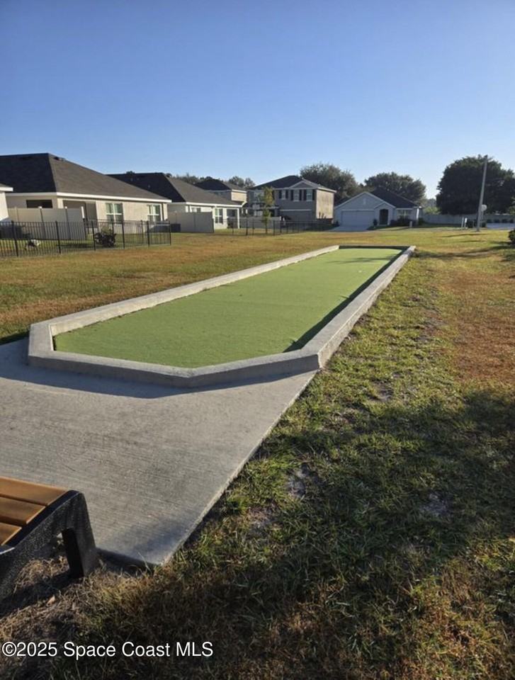 8431 Clearway Dr #8431 - Photo 5 of 20