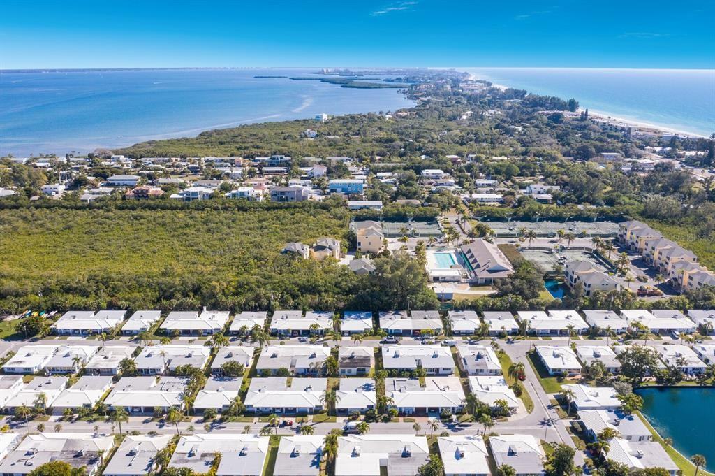 573 Spanish Dr N #573 - Photo 2 of 40