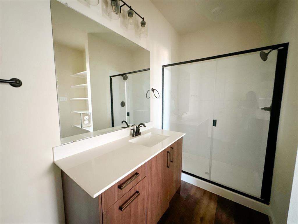 732 Blackland Dr #732 - Photo 7 of 33