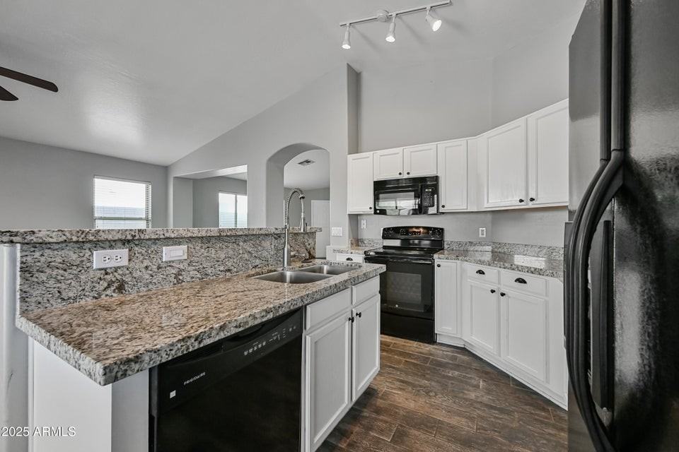 22830 North 24th Street - Photo 7 of 23