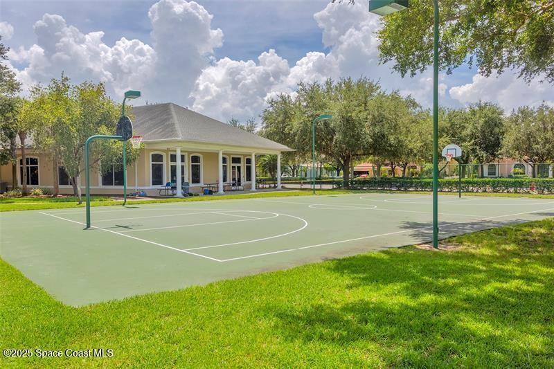 18199 Paradise Point Dr #18199