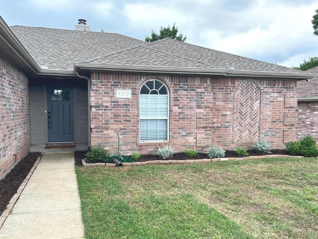 5212 Paulie Dr #5212