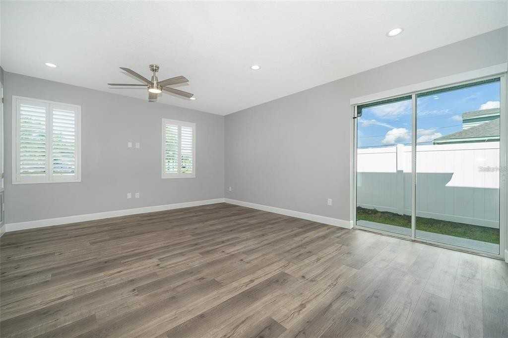 617 S Grant St #617 - Photo 3 of 17