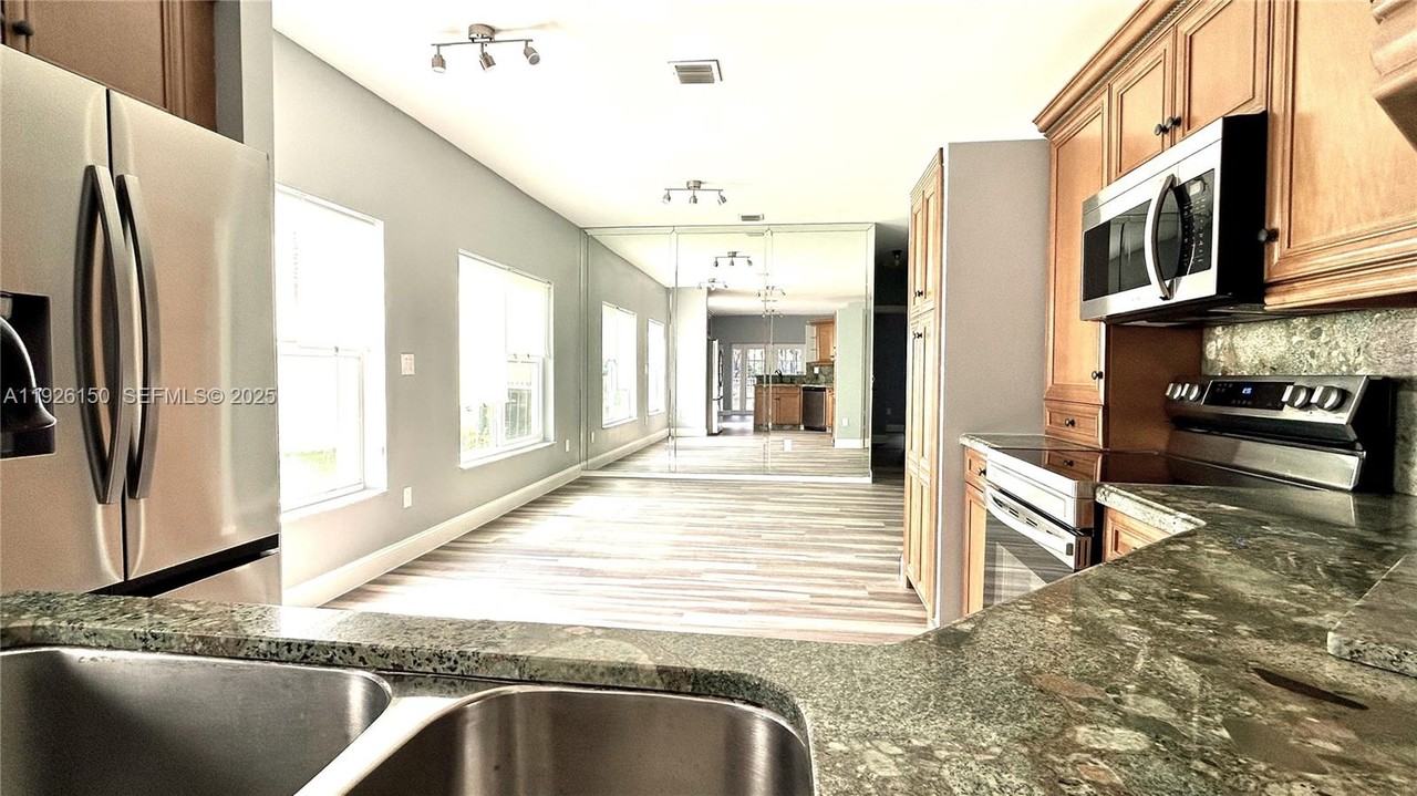 33028 Lakes of Western Pines #17011 - Photo 3 of 50