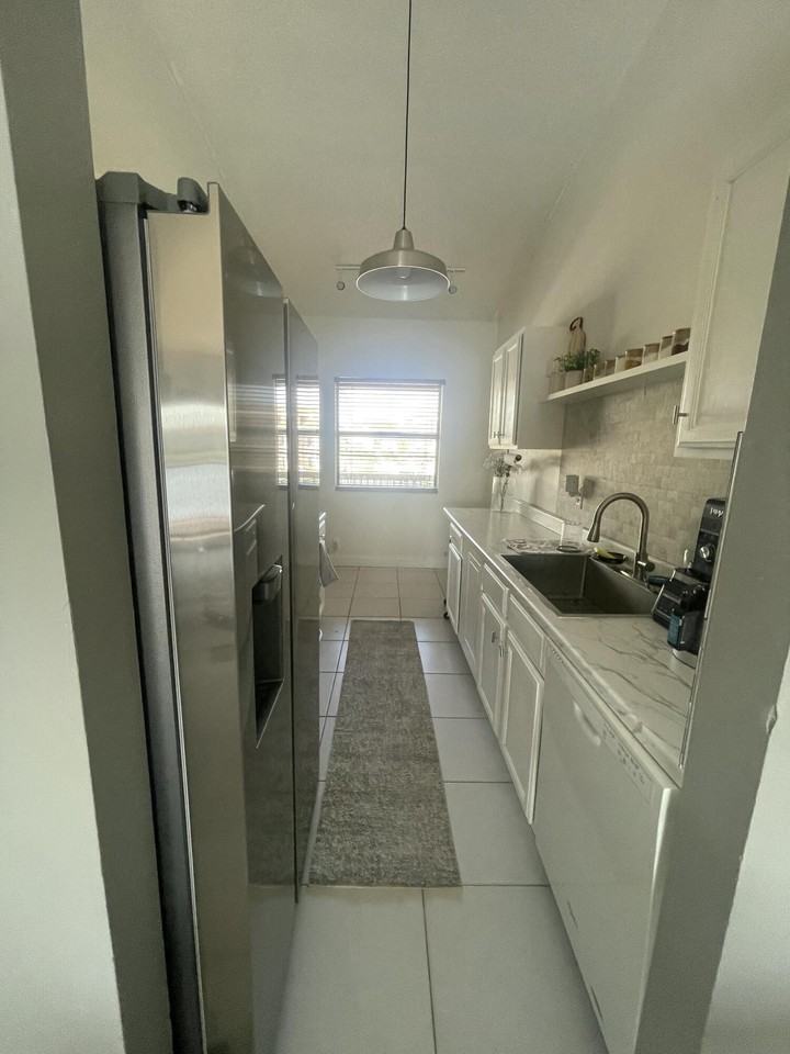 9878 Nob Hill Ct #9878-9878 - Photo 6 of 19