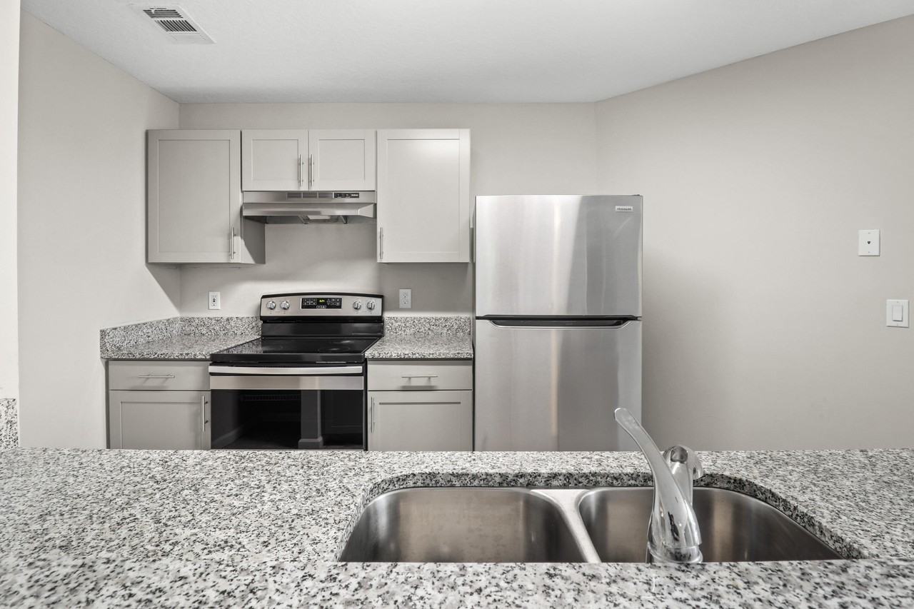 2625 Heathcote Dr #2625-2609 - Photo 3 of 26