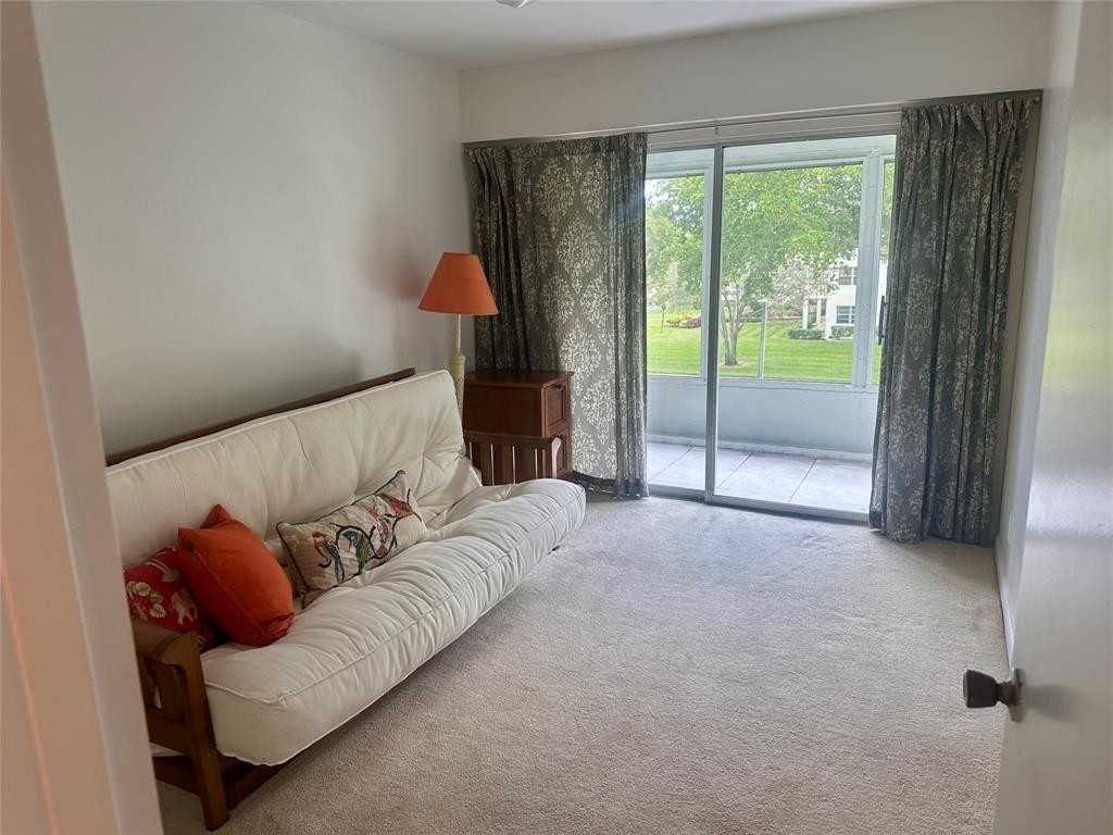 200 Mansfield E #200-200 - Photo 6 of 15