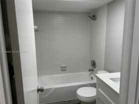 335 Sw 20th St #335-7 - Photo 1 of 1