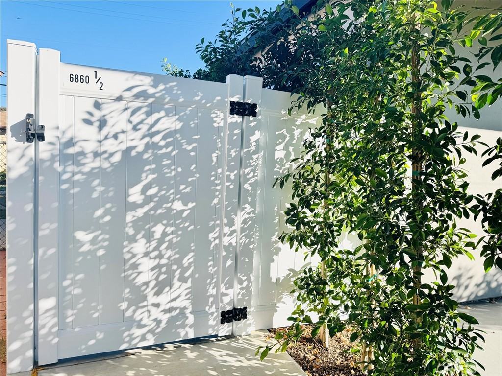 6860 1/2 Aura Ave #6860 - Photo 5 of 17