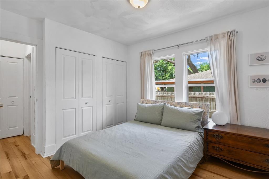 918 16th St W #918 - Photo 6 of 26