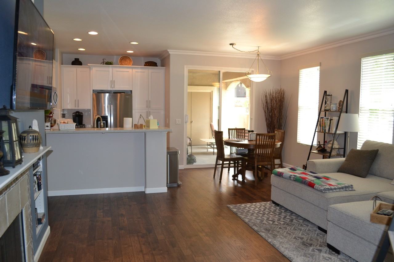 12642 Elisa Ln - Photo 3 of 26