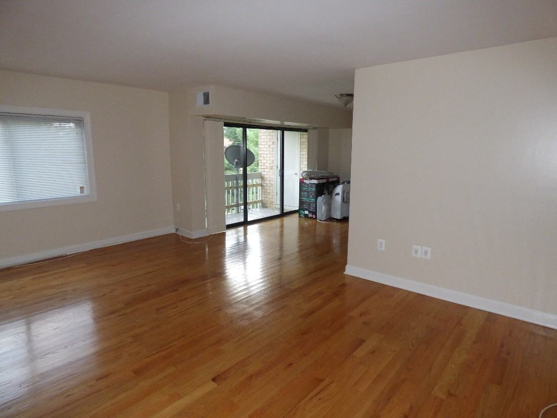 6300 Hill Rd - Photo 3 of 9