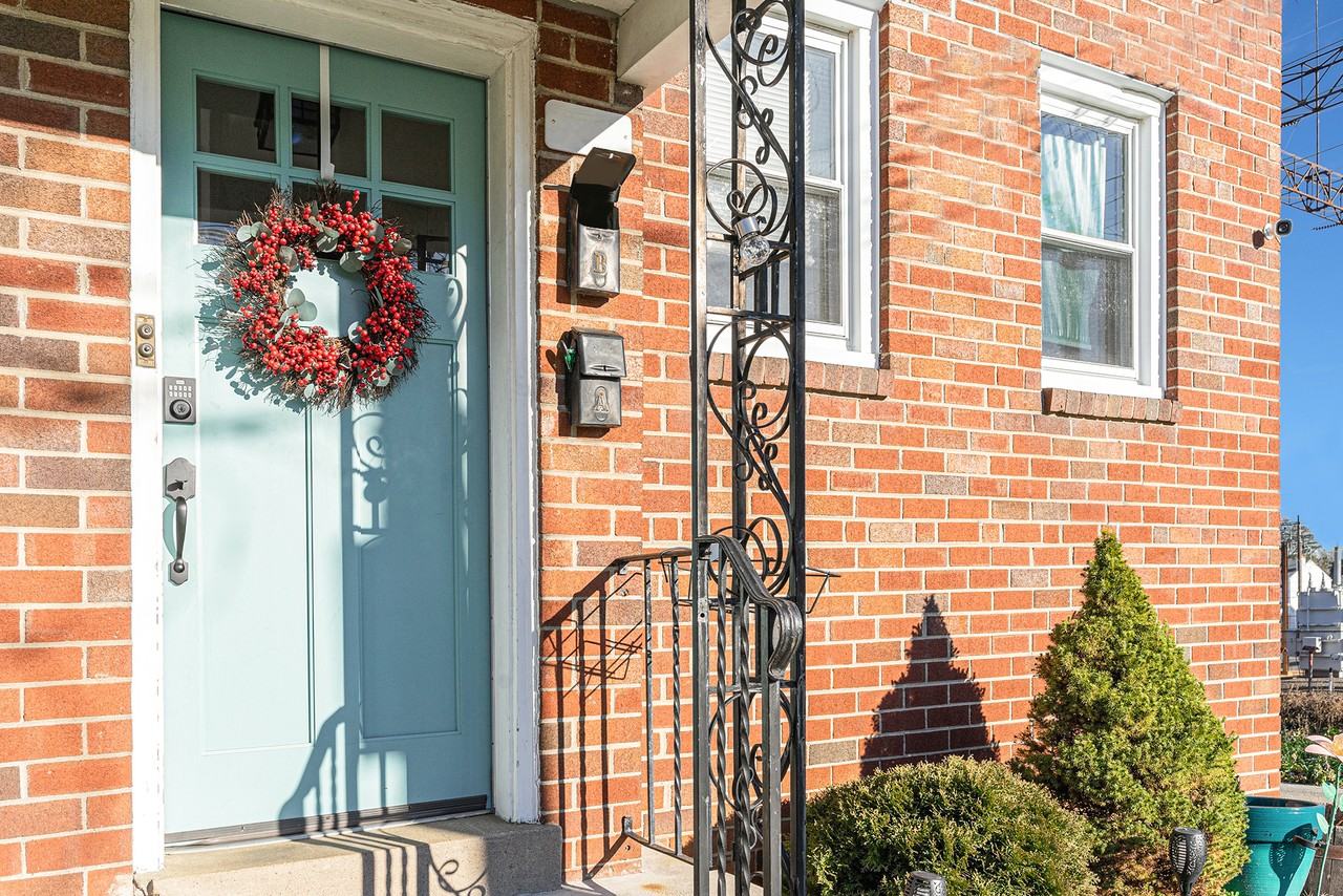 145 Isabel Ave #145B - Photo 2 of 37