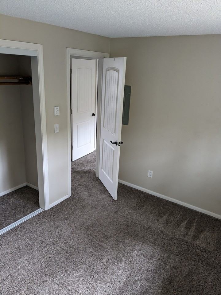 7508 Hill Ave #7 - Photo 6 of 9