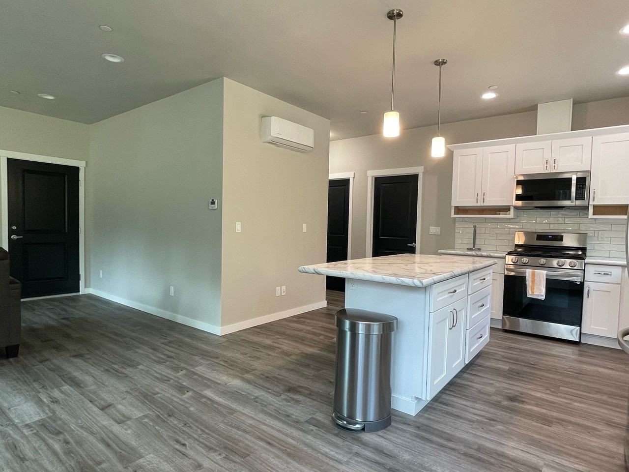 8093 Wenatchee Pl Nw - Photo 4 of 14