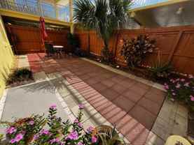 11195 Roseland Rd - Photo 1 of 1