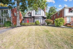 featured image of 3829 Washington Blvd