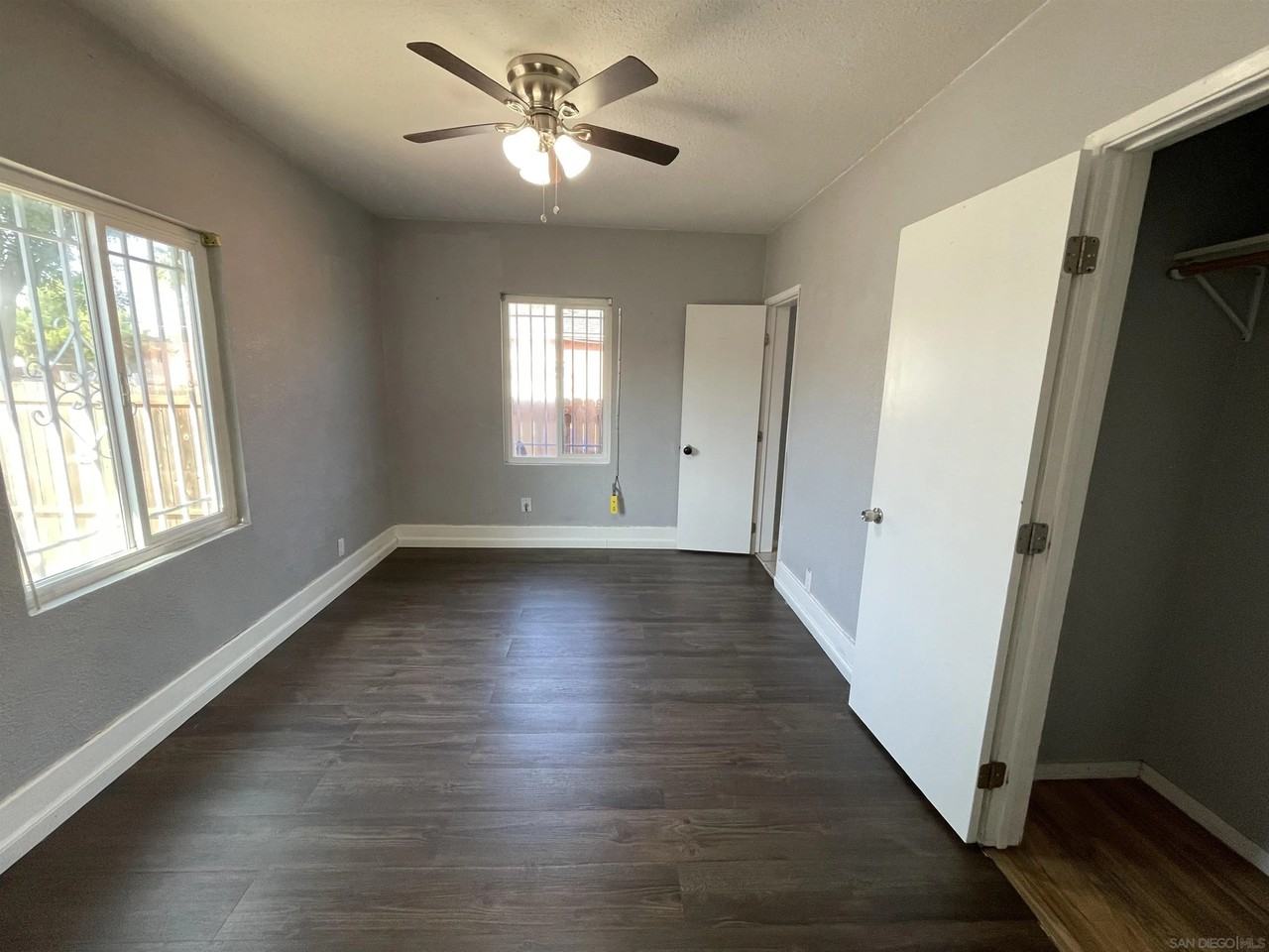 1215 Hoover Ave #1215