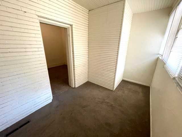 206 En, #1 - Photo 2 of 27